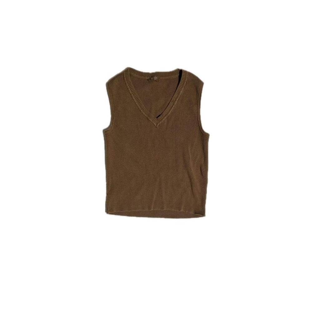 Knitted Ribbed V Neck Brandy Melville/John Galt Brown Vest